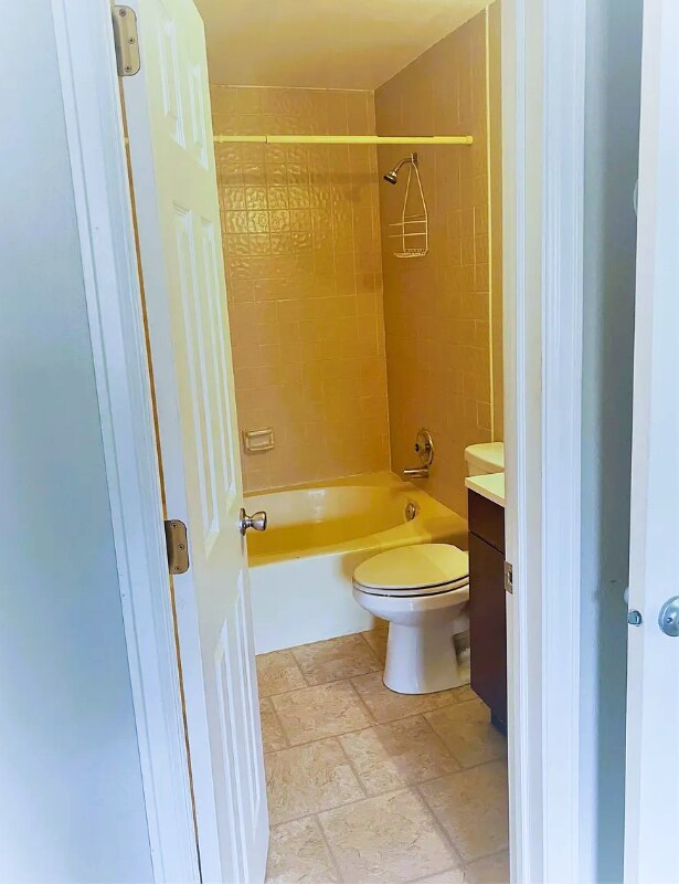 Foto del edificio - 8225 Fairmount Dr