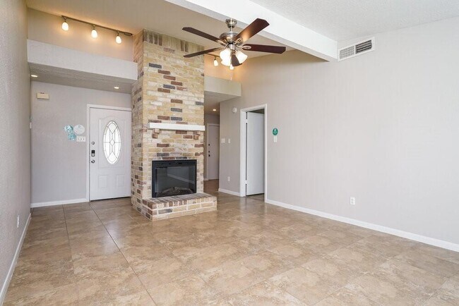 Foto del edificio - 518 Magnolia Bend St