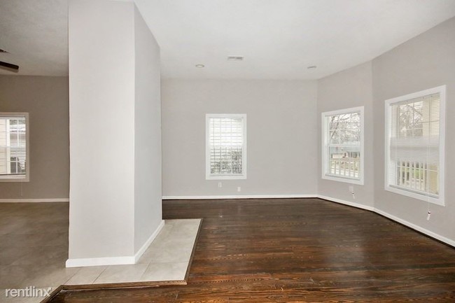 Building Photo - 2 br, 1 bath House - 1818 LAKEWOOD Avenue