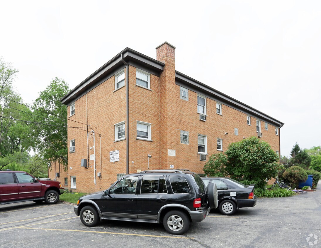 Building Photo - 529 S Michigan Ct