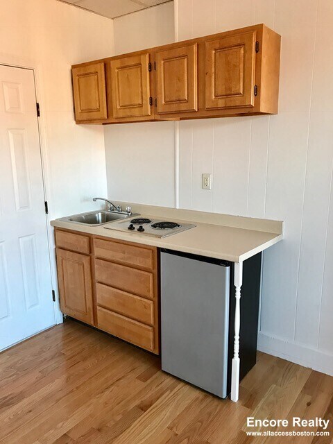 Foto del edificio - 272 Newbury St