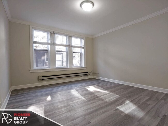 Foto del edificio - 839 W Cornelia Ave