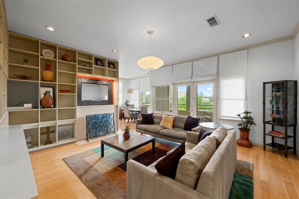 Foto principal - 1200 Baylor St