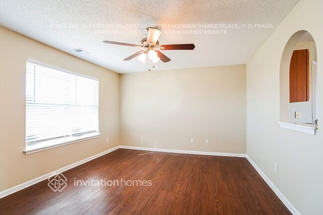 Foto del edificio - 402 Glencroft Dr