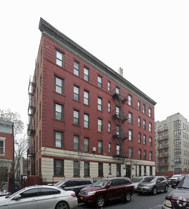 Foto del edificio - 2350-2352 Davidson Ave