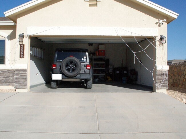 Foto del edificio - 3 Bedroom Single Family Home in El Paso
