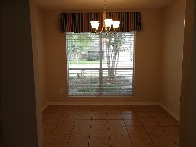 Building Photo - 18102 Dardanelles Ct