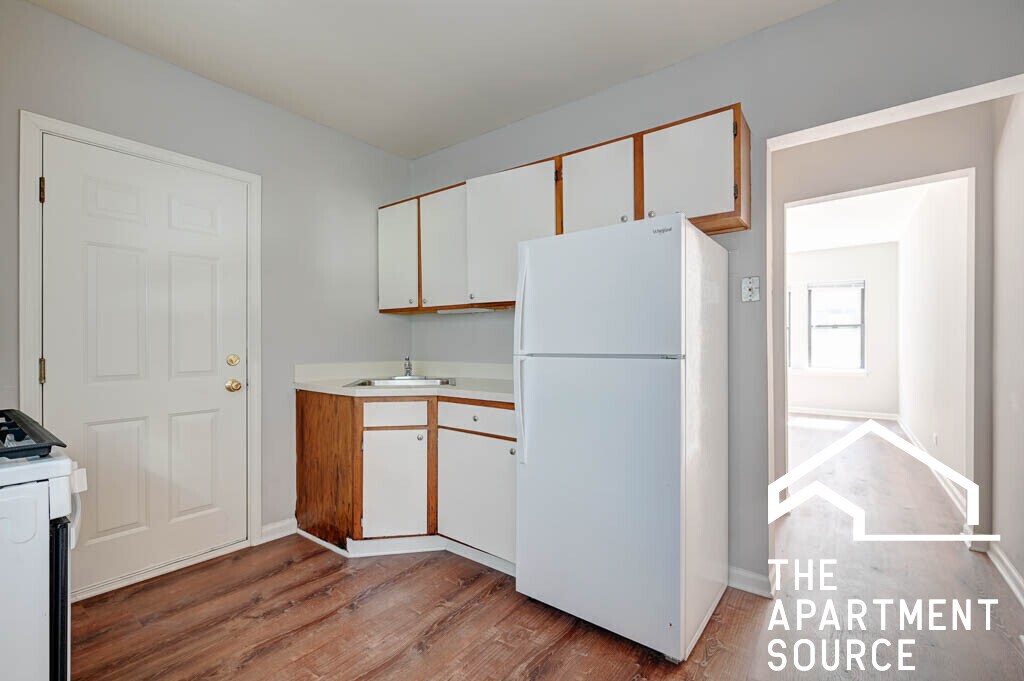 Foto principal - 5744 N Winthrop Ave