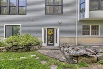 Building Photo - 22 Lauro Ridge Ct