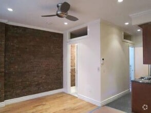 Building Photo - 15 W 103rd St
