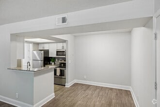 2BR, 1BA - 900SF - Kitchen And Dining Room - Vue at 1400