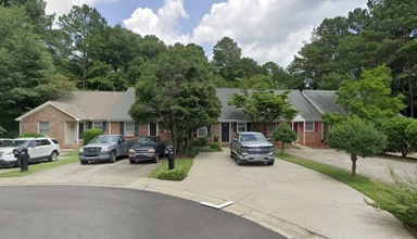 Building Photo - 505 Williamsburg Way
