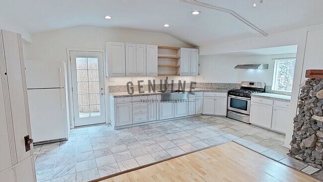 Foto del edificio - Adorable 2Bd 2Ba Home in Silverado Canyon