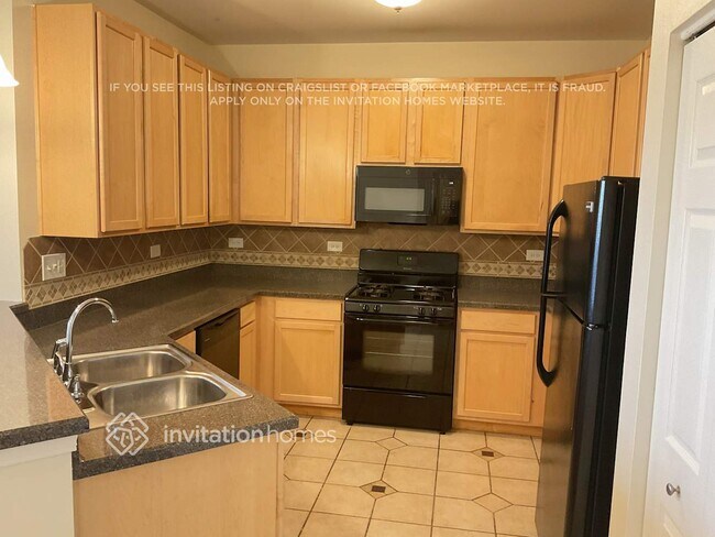 Foto del edificio - 271 Springbrook Trail S