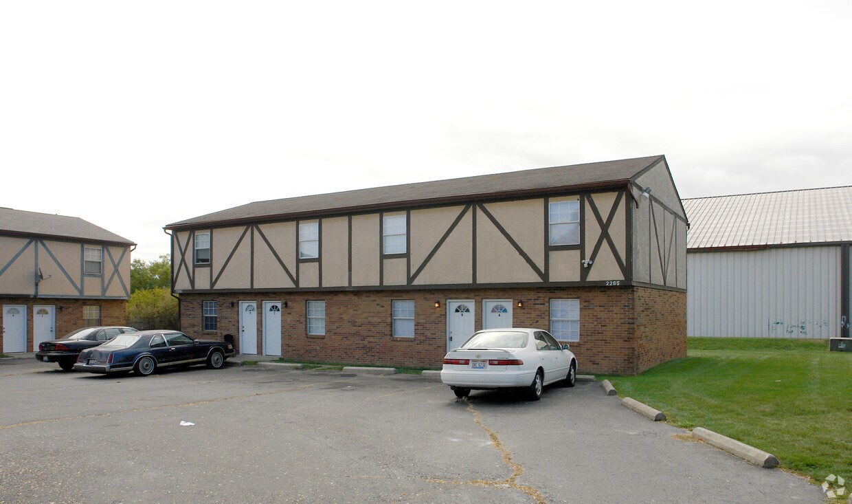 Primary Photo - 2263-2265 Webster Canyon Ct