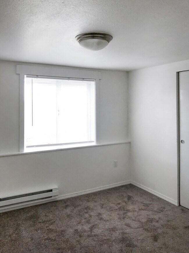 Foto del edificio - Nicely Updated 3/1 Tacoma Duplex