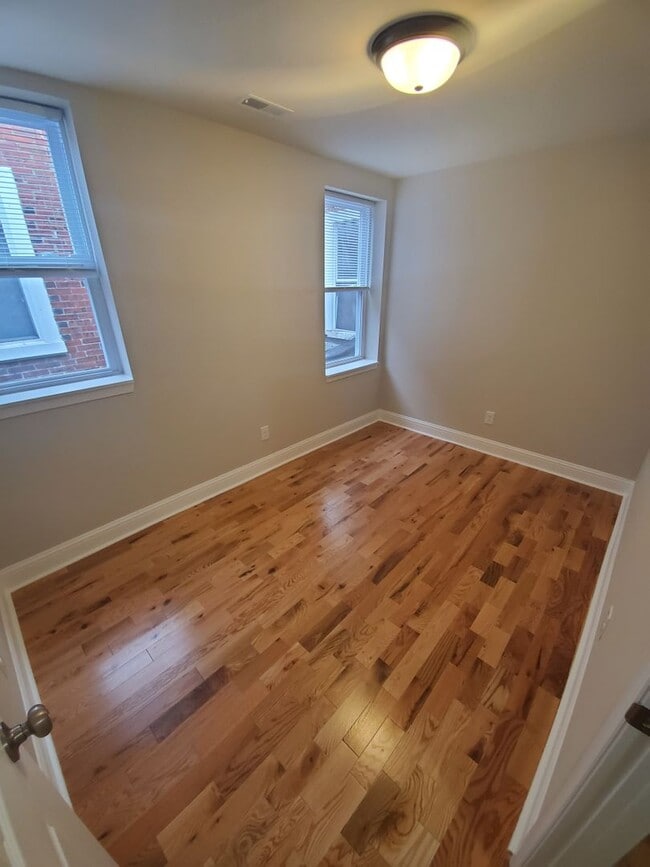 Photo - 6109 Spruce St Apartment