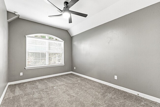 Foto del edificio - 29114 Weldons Forest Ct