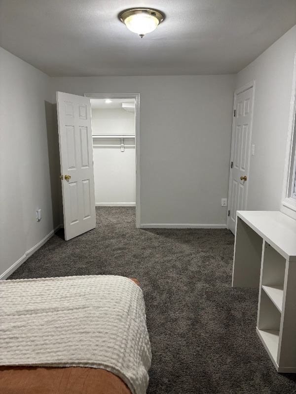 Foto del edificio - 7119 Kurth Ln