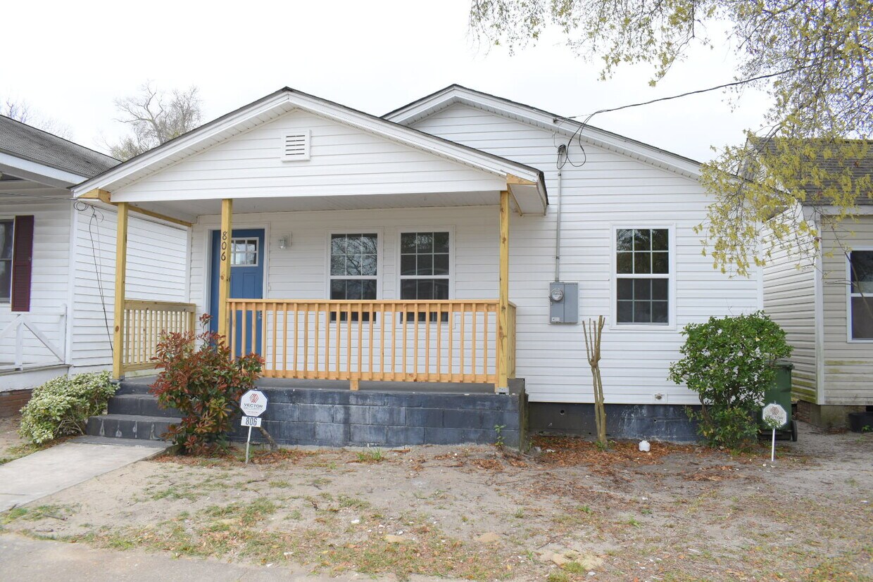 Primary Photo - 806 S 8th St