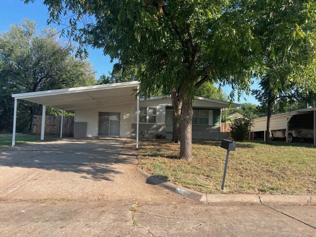 Building Photo - 4309 NW Denver Ave