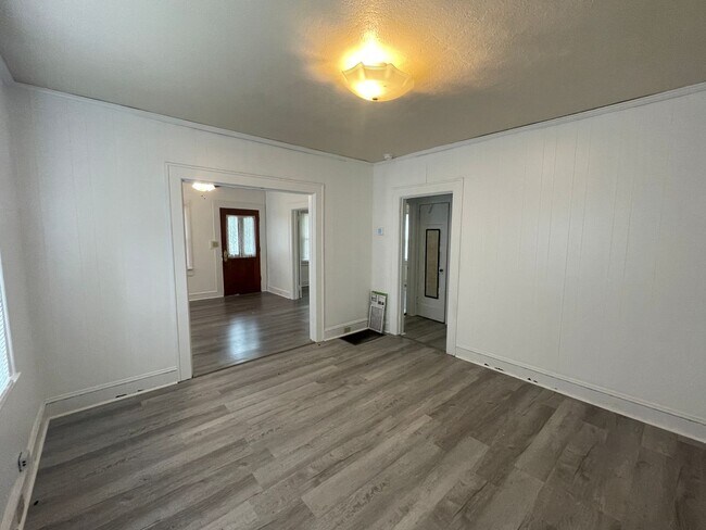 Foto del edificio - 1613 Castle Street