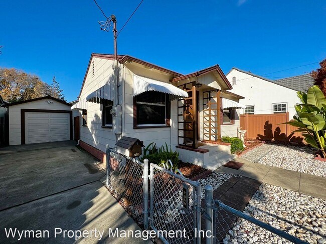 Foto del edificio - 1 br, 1 bath House - 487 Seymour