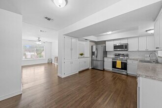 Building Photo - 16723 Running Quail Ct