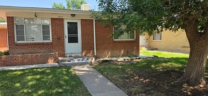 Building Photo - 2524 N Elizabeth St