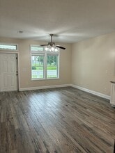 Building Photo - 103 Old Spanish Trail