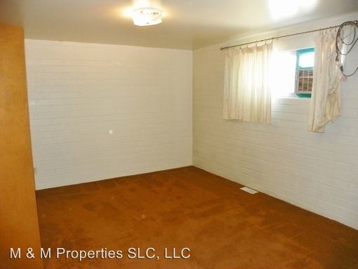 Building Photo - 137-145 E 8920 S