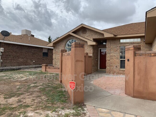 Building Photo - 5021 Summersville Dr NW