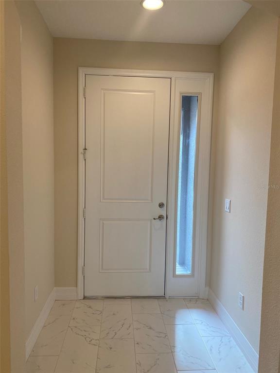 Foto del edificio - 234 Villa Luna Ln