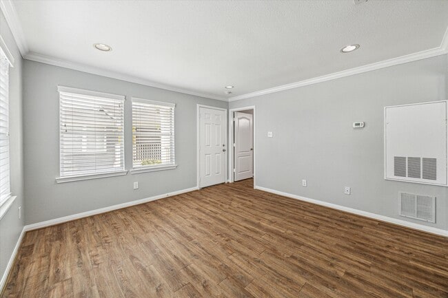 Foto del edificio - 1548 Ashland St