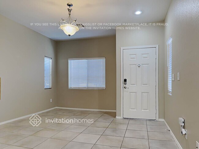 Building Photo - 10513 Sun Palace Ct