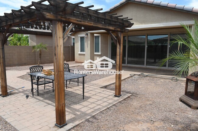 Foto del edificio - 19723 W Heatherbrae Dr