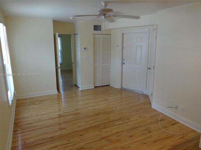 Foto del edificio - 1212 SE 6th St