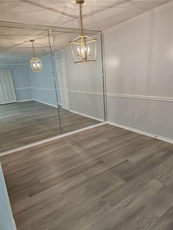 Foto del edificio - 1251 Henckley Ave