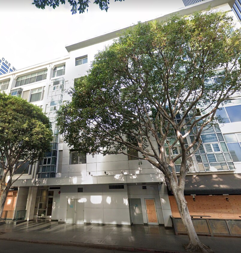 Foto principal - 1 + 1 Stylish Condo in Prime DTLA Location...