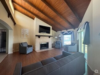 Building Photo - 1611 AZ-95