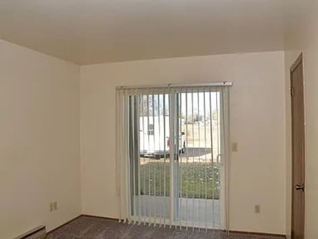 Building Photo - 1 Bedroom in Lafayette Available Now