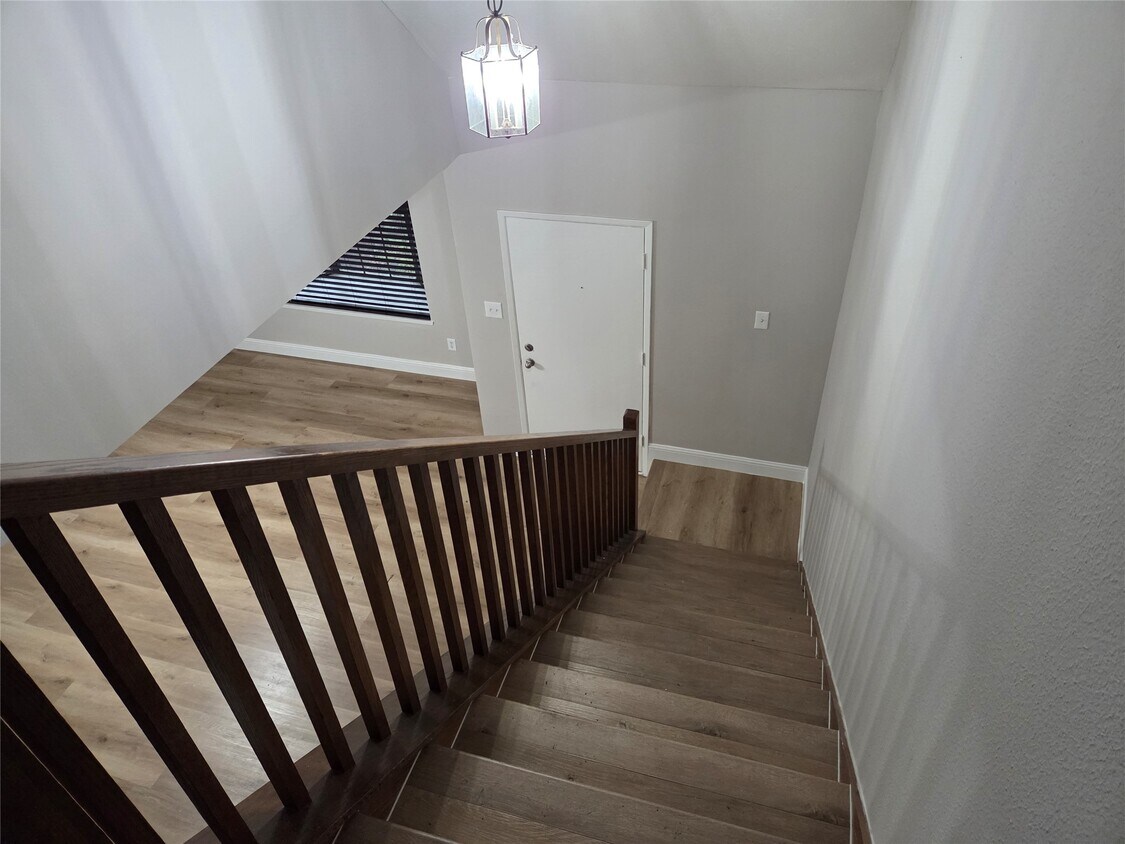 Foto del edificio - 14718 Earlswood Dr
