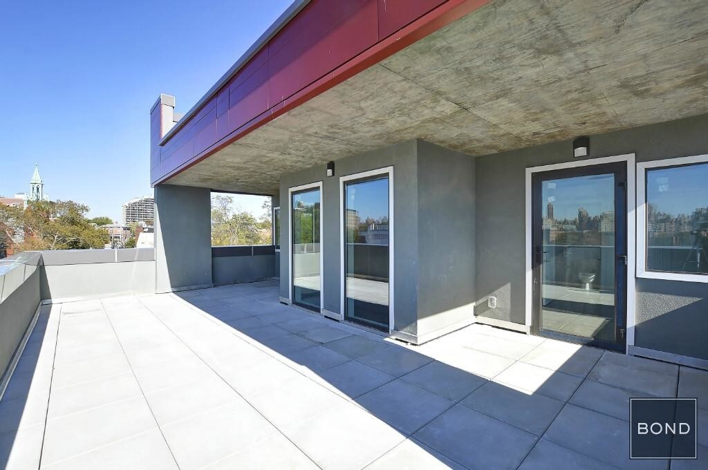 Foto principal - 1202 Astoria Blvd