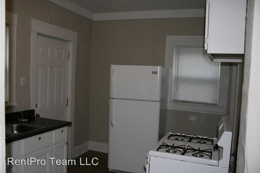 Building Photo - 1328 9th Ave
