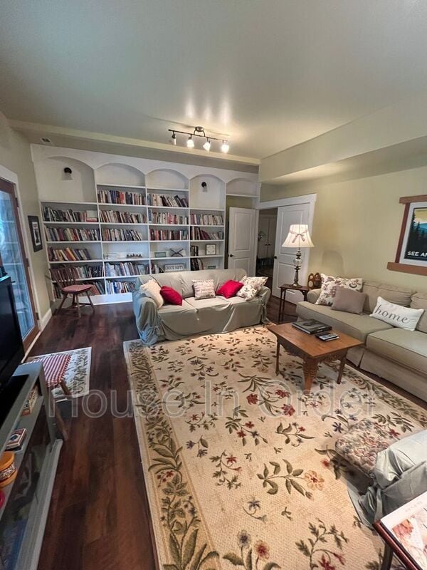 Foto del edificio - 5 Williamette Cir