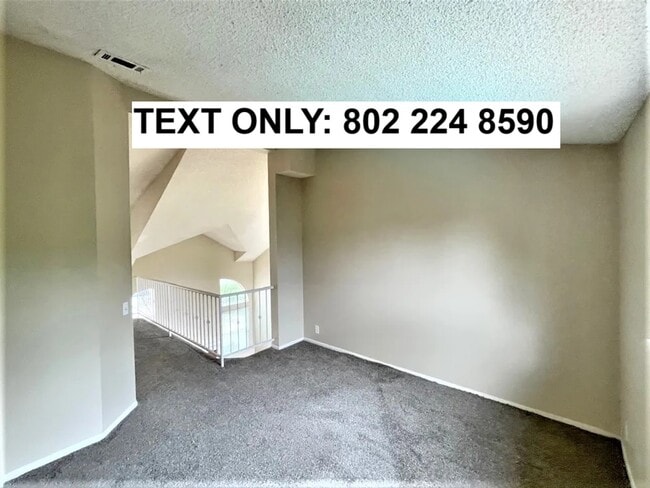 Building Photo - 818 E Colton Ave