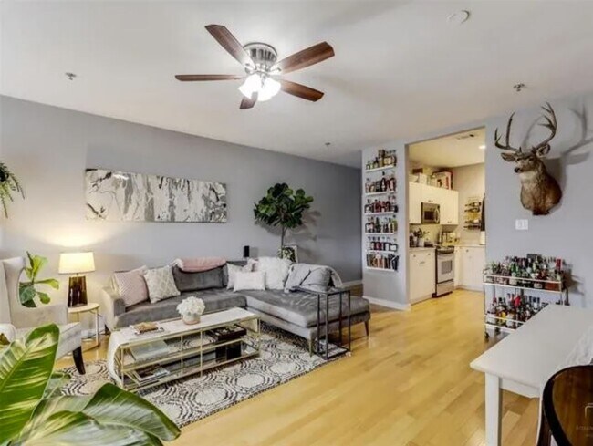 Foto del edificio - 4111 Cole Ave