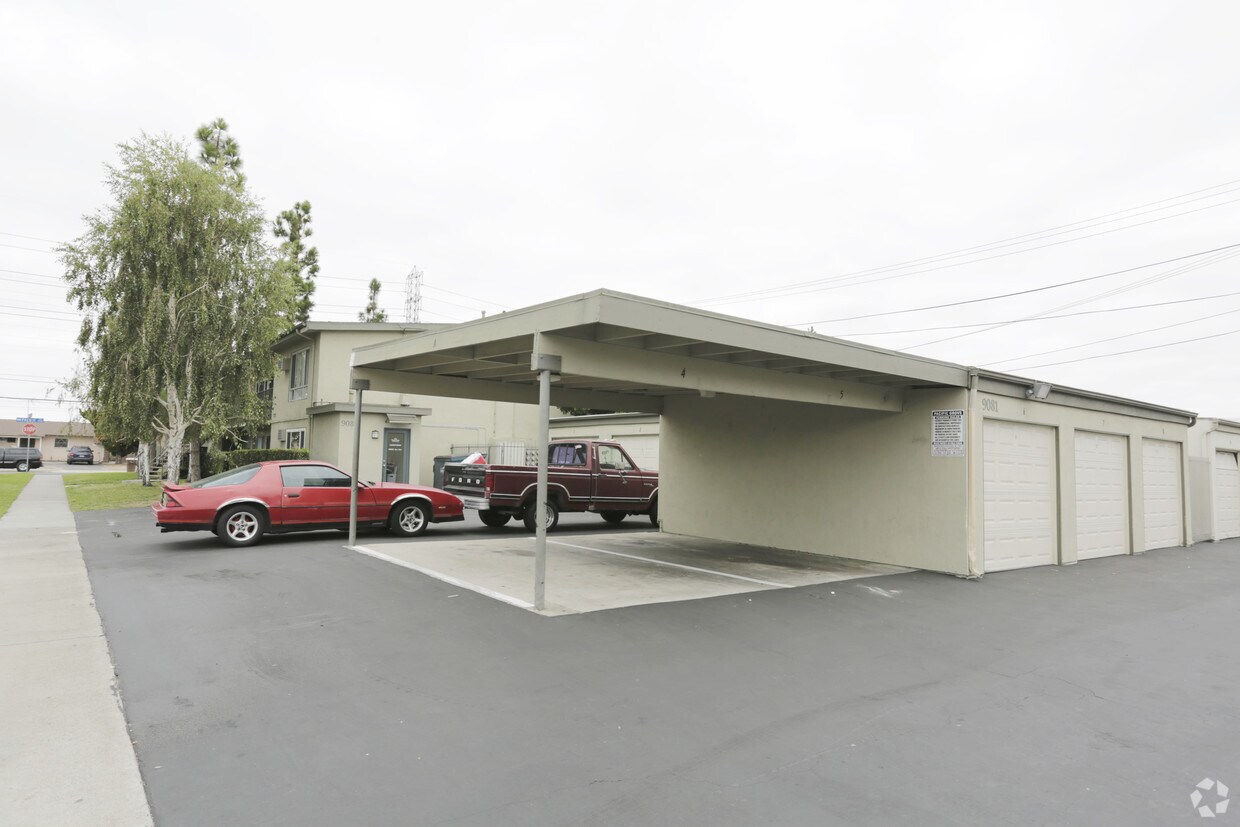Foto del edificio - 9081 Pacific Ave