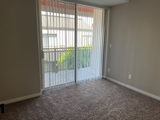 Building Photo - Heights on Superior