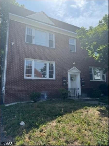 Building Photo - 248 Conklin Ave